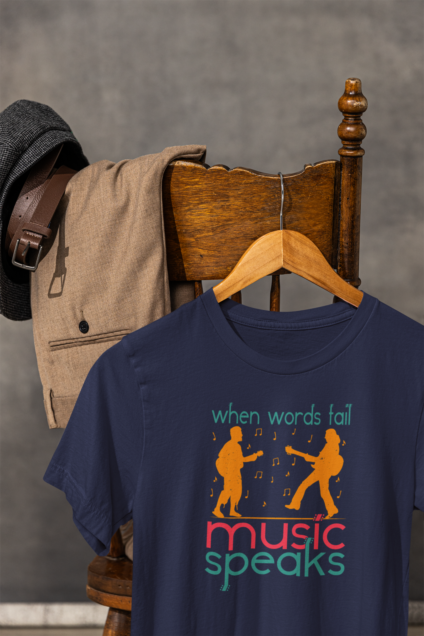 Music Speaks Regular T-shirt
